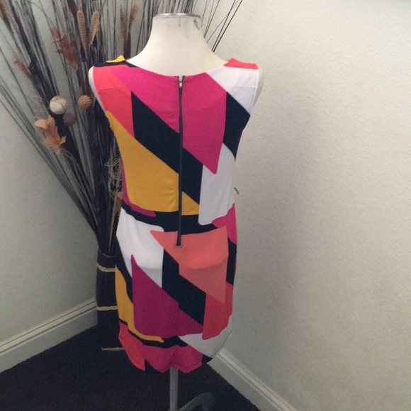 ⭐️Worthington Shift Color Block Knee Length Dress - Picture 3 of 6